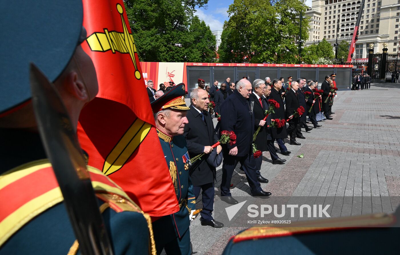 Wreath-laying ceremony at the Tomb of the Unknown Soldier