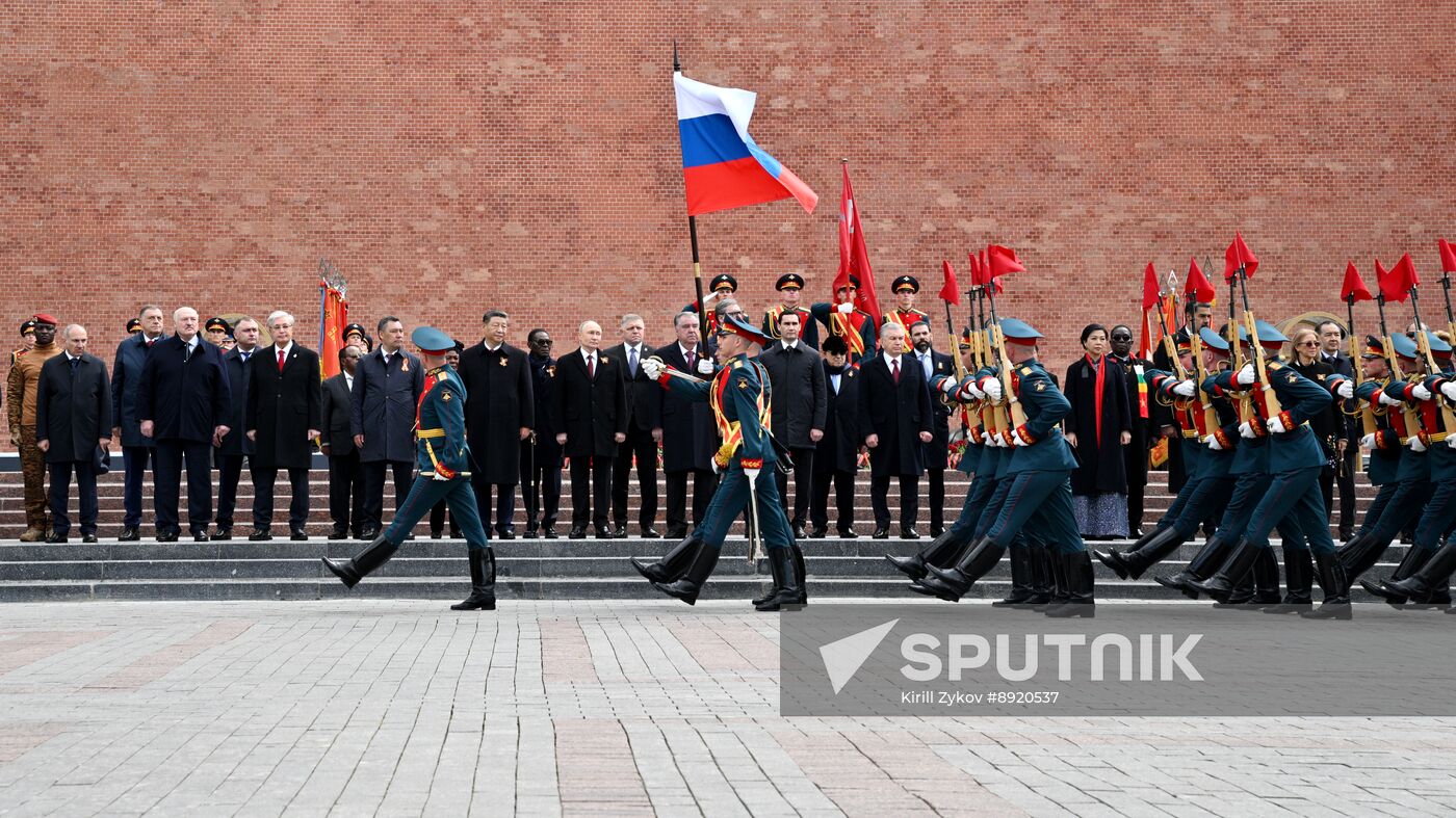 Wreath-laying ceremony at the Tomb of the Unknown Soldier
