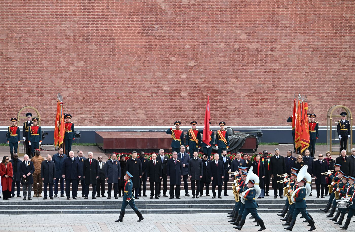 Wreath-laying ceremony at the Tomb of the Unknown Soldier