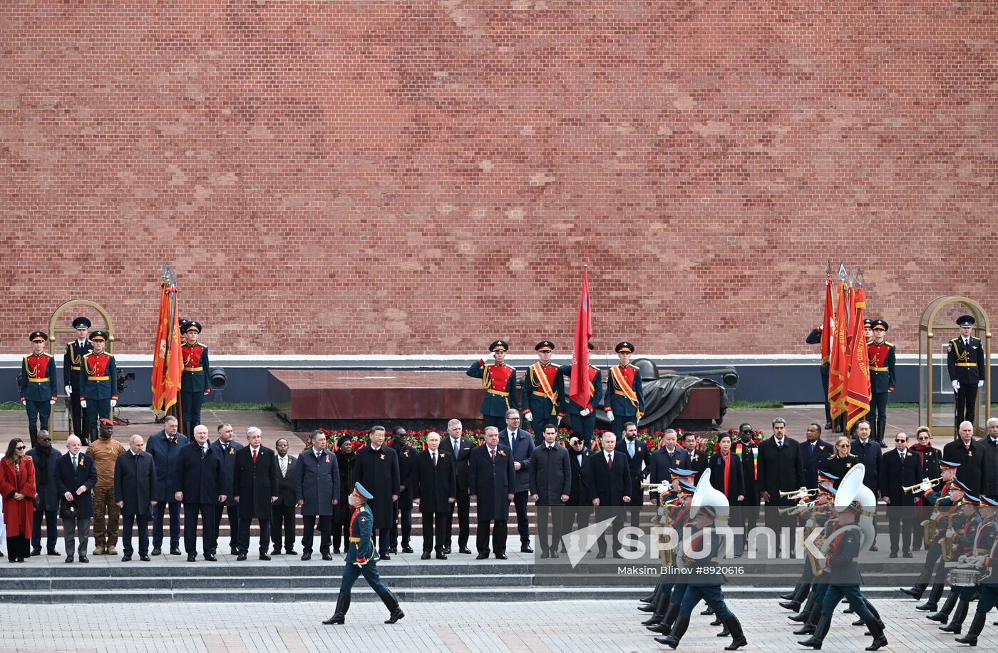 Wreath-laying ceremony at the Tomb of the Unknown Soldier