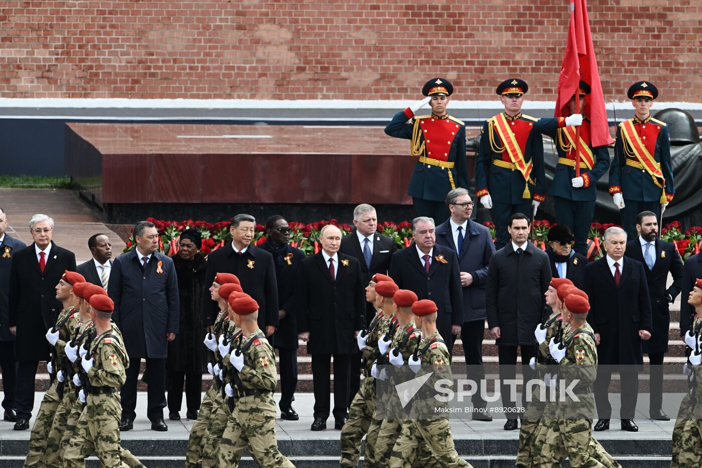 Wreath-laying ceremony at the Tomb of the Unknown Soldier