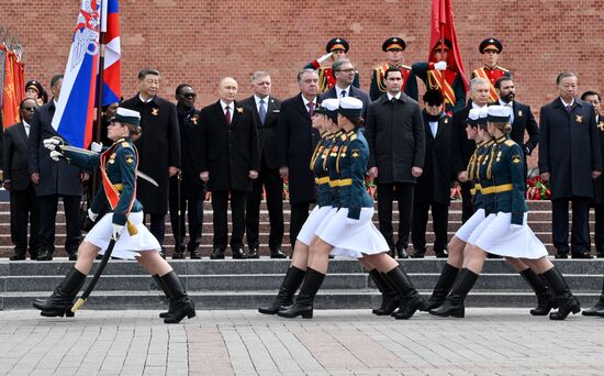 President of Russia Vladimir Putin and foreign leaders at a joint wreath-laying ceremony at the Tomb of the Unknown Soldier in Alexander Garden, Moscow. Russia marks the 80th anniversary of Victory in the Great Patriotic War of 1941-1945. Location: Russia, Moscow. Author: Kirill Zykov/Sputnik. Wreath-laying ceremony at the Tomb of the Unknown Soldier