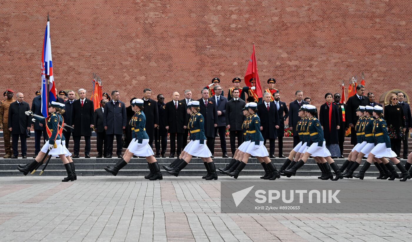 Wreath-laying ceremony at the Tomb of the Unknown Soldier