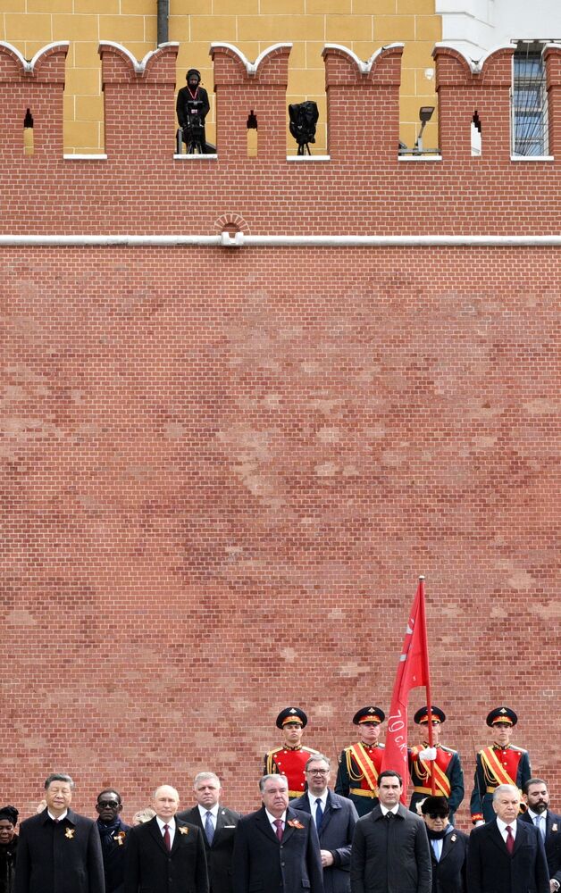 Wreath-laying ceremony at the Tomb of the Unknown Soldier