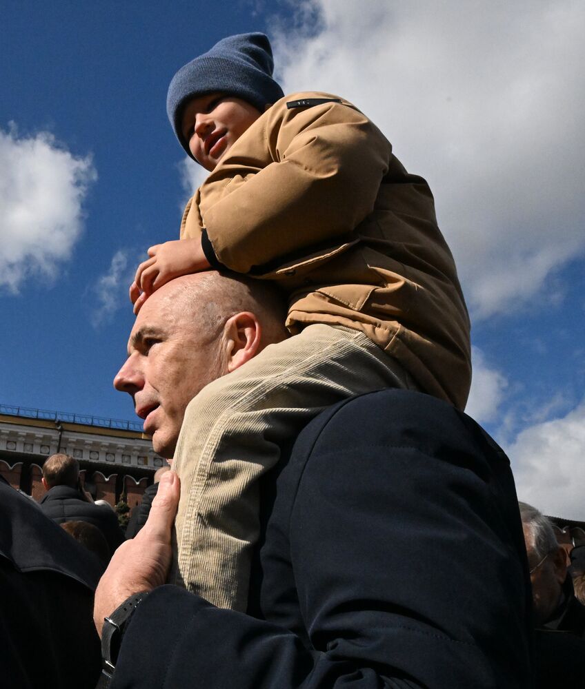 Public figures at military parade marking 80th anniversary of Victory
