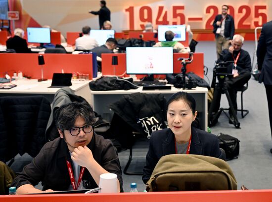 Journalists at the International Press Center covering the 80th anniversary of Victory in the Great Patriotic War. Location: Russia, Moscow. Author: Pelagiya Tikhonova/Sputnik. International Press Center covering 80th anniversary of Victory in Great Patriotic War