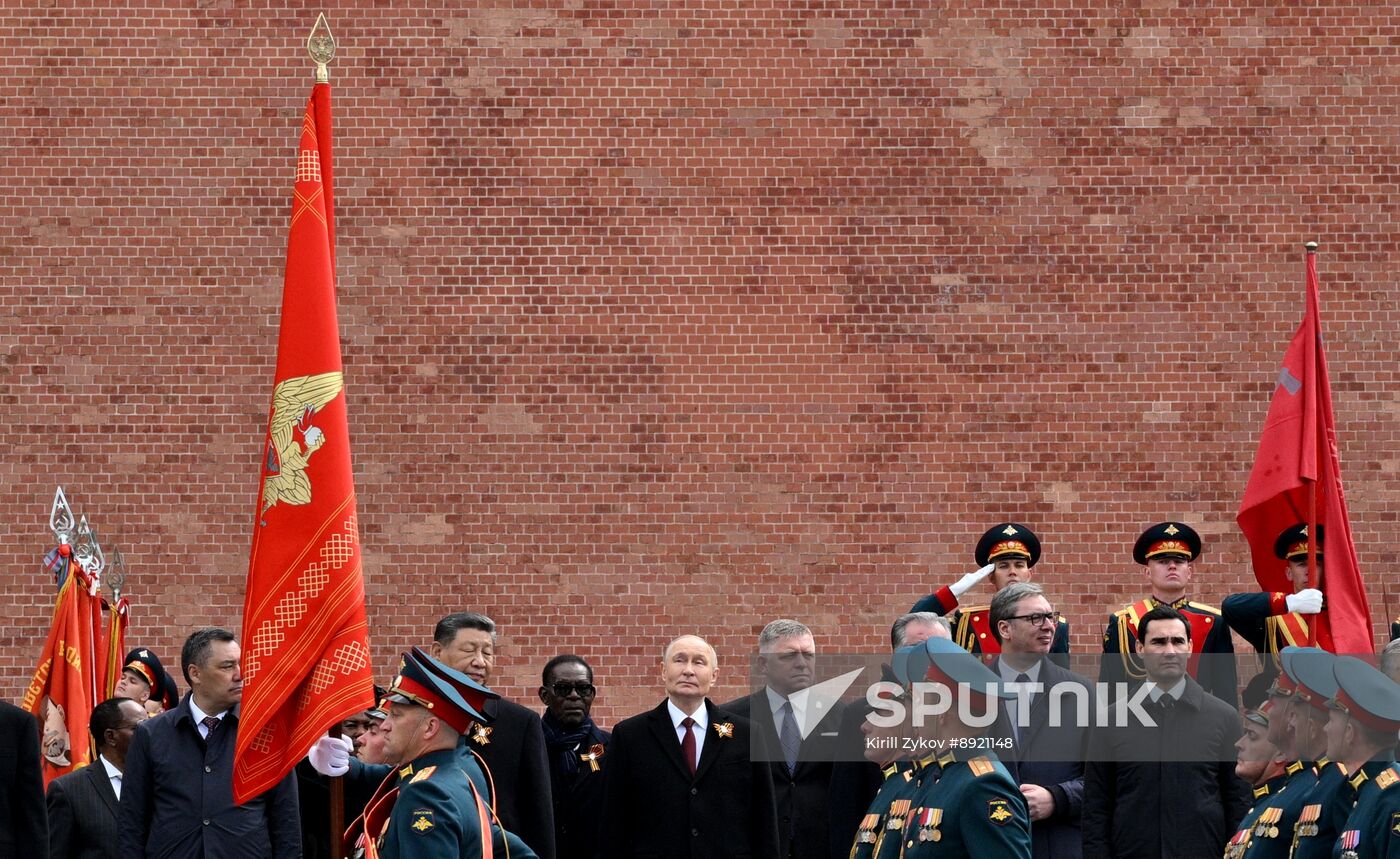 Wreath-laying ceremony at the Tomb of the Unknown Soldier