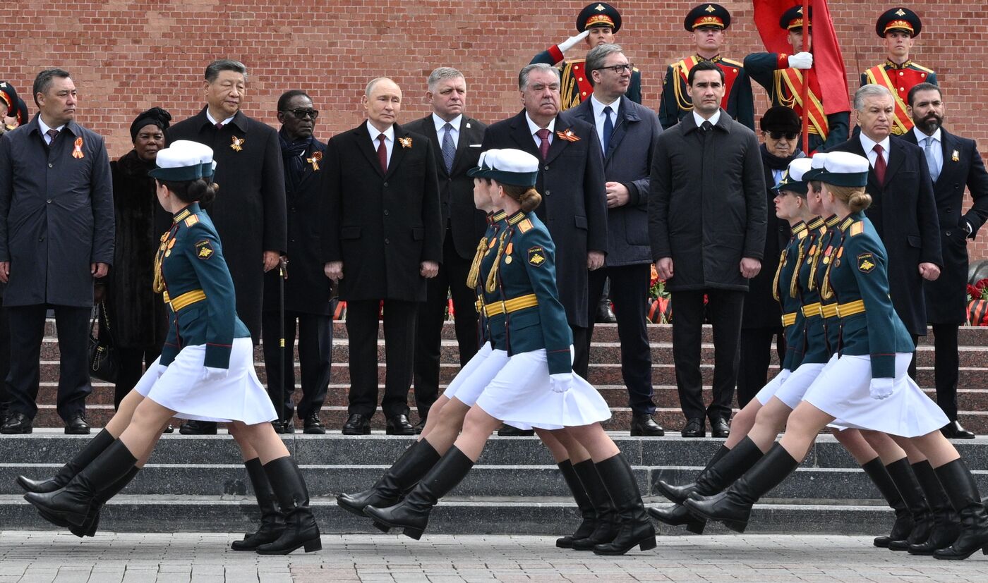 Wreath-laying ceremony at the Tomb of the Unknown Soldier