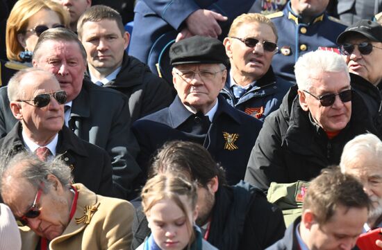 Public figures at military parade marking 80th anniversary of Victory