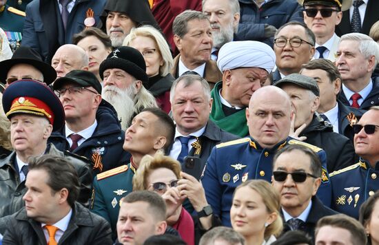 Public figures at military parade marking 80th anniversary of Victory