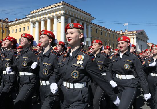 Cadets at the military parade to mark the 80th anniversary of Victory in the Great Patriotic War in St. Petersburg. Location: Russia, St. Petersburg. Author: Mikhail Kireev/Sputnik. Victory Parade. St. Petersburg