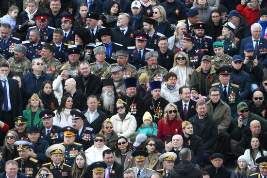 Guests on Red Square in Moscow, where a military parade marking the 80th anniversary of Victory is taking place. Location: Russia, Moscow. Author: Alexey Maishev/Sputnik. Military parade marking 80th anniversary of Victory in Great Patriotic War in Moscow