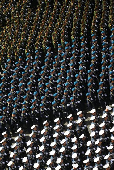 Parade units on Red Square in Moscow at the military parade to mark the 80th anniversary of Victory in the Great Patriotic War. Location: Russia, Moscow. Author: Vladimir Astapkovich/Sputnik. Military parade marking 80th anniversary of Victory in Great Patriotic War in Moscow