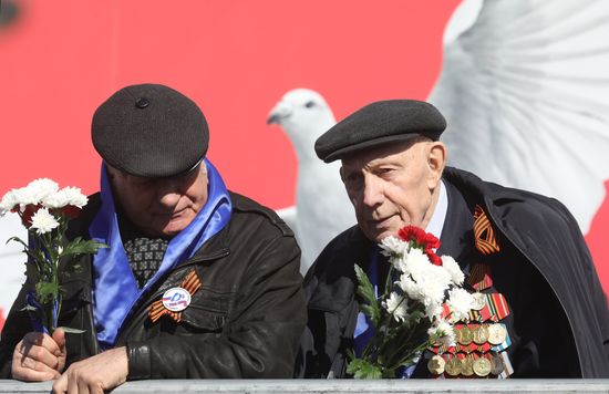 Spectators at the military parade to mark the 80th anniversary of Victory in the Great Patriotic War in St. Petersburg. Location: Russia, St. Petersburg. Author: Mikhail Kireev/Sputnik. Victory Parade. St. Petersburg