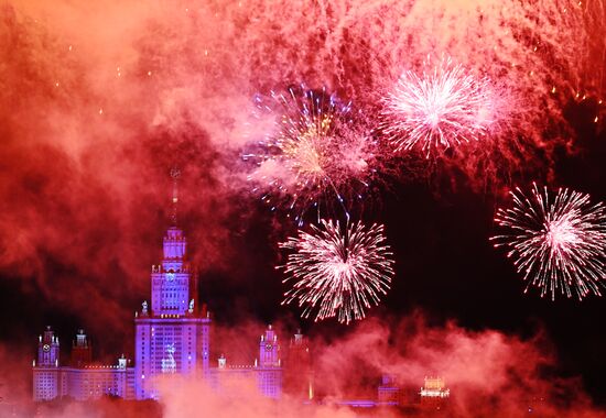 Victory Day fireworks in Moscow. Russia marks the 80th anniversary of Victory in the Great Patriotic War of 1941-1945. Location: Russia, Moscow. Author: Maksim Blinov/Sputnik. Victory Day fireworks in Moscow