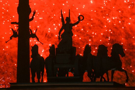 Victory Day fireworks in Moscow. Russia marks the 80th anniversary of Great Patriotic War of 1941-1945. Location: Russia, Moscow. Author: Vladimir Astapkovich/Sputnik. Victory Day fireworks in Moscow