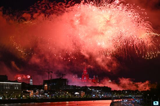 Victory Day fireworks in Moscow. Russia marks the 80th anniversary of Great Patriotic War of 1941-1945. Location: Russia, Moscow. Author: Maksim Blinov/Sputnik. Victory Day fireworks in Moscow