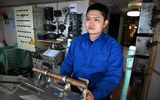 Russia Vietnam Marine Research