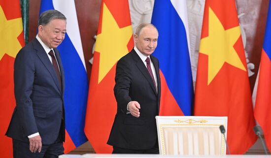 General Secretary of the Communist Party of Vietnam Central Committee To Lam's official visit to Russia
