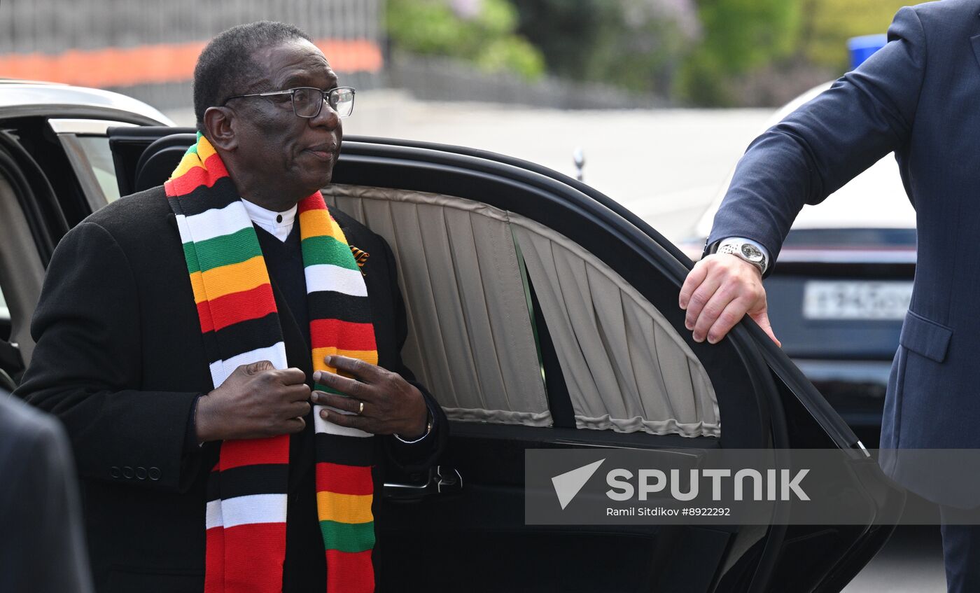 President of Russia Vladimir Putin meets with President of Zimbabwe Emmerson Mnangagwa