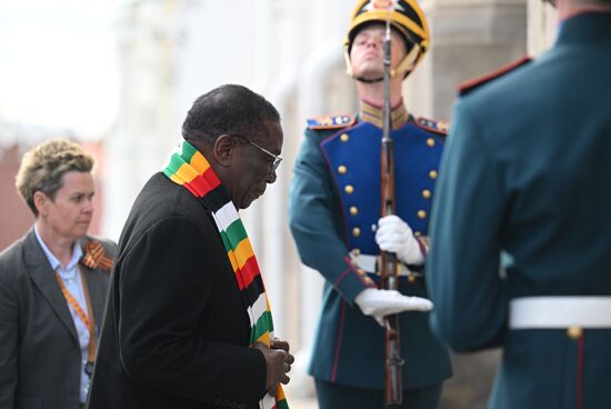 President of Zimbabwe Emmerson Mnangagwa arrives in the Kremlin for a meeting with President of Russia Vladimir Putin. Location: Russia, Moscow. Author: Ramil Sitdikov/Sputnik. President of Russia Vladimir Putin meets with President of Zimbabwe Emmerson Mnangagwa