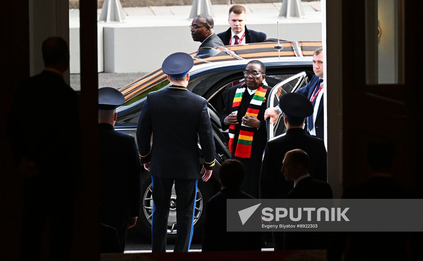President of Russia Vladimir Putin meets with President of Zimbabwe Emmerson Mnangagwa