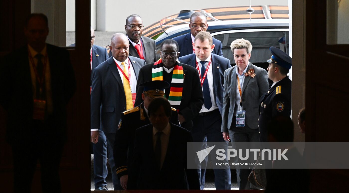 President of Russia Vladimir Putin meets with President of Zimbabwe Emmerson Mnangagwa