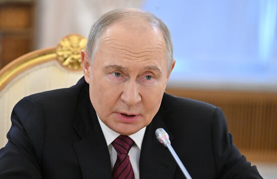 President of Russia Vladimir Putin during a meeting with President of Zimbabwe Emmerson Mnangagwa Location: Russia, Moscow. Author: Stanislav Krasilnikov/Sputnik. President of Russia Vladimir Putin meets with President of Zimbabwe Emmerson Mnangagwa