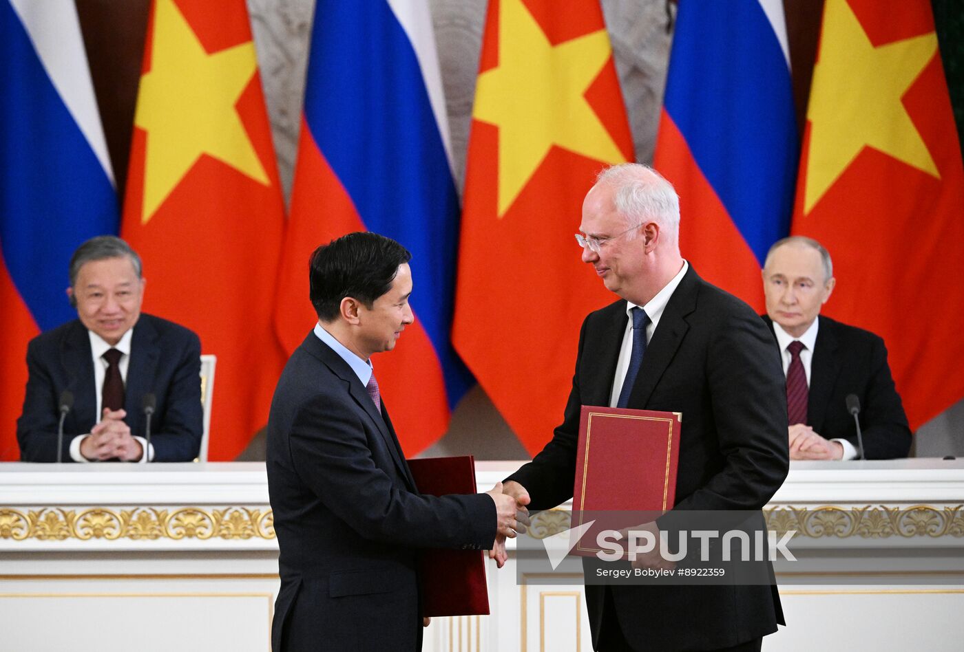 General Secretary of the Communist Party of Vietnam Central Committee To Lam's official visit to Russia