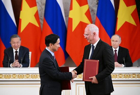 General Secretary of the Communist Party of Vietnam Central Committee To Lam's official visit to Russia
