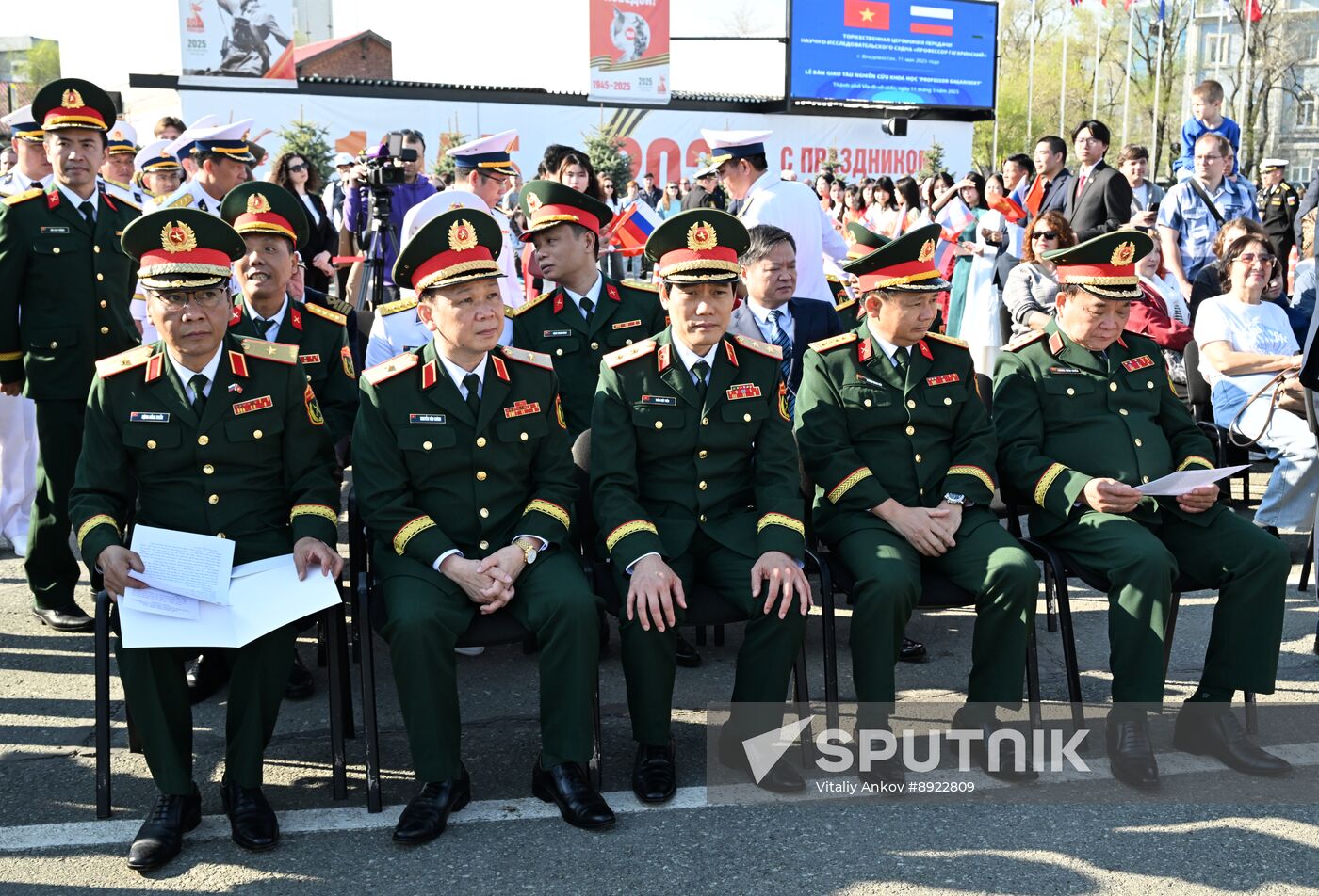 Russia Vietnam Marine Research