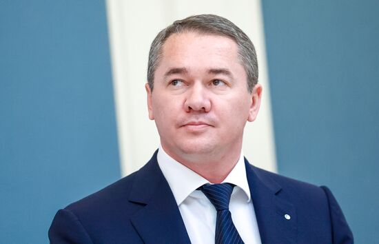 Russia Putin Delovaya Rossiya Organisation