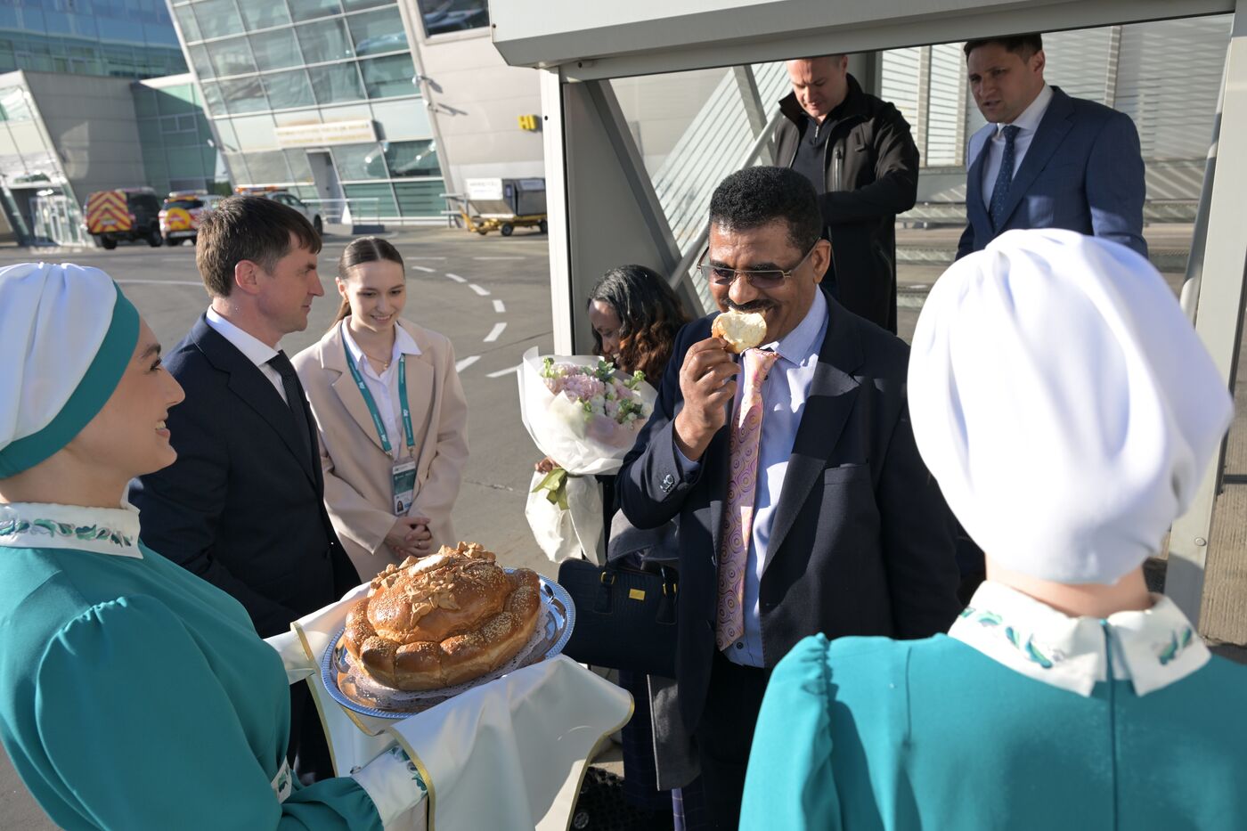 Guests arrive at KAZANFORUM 2025