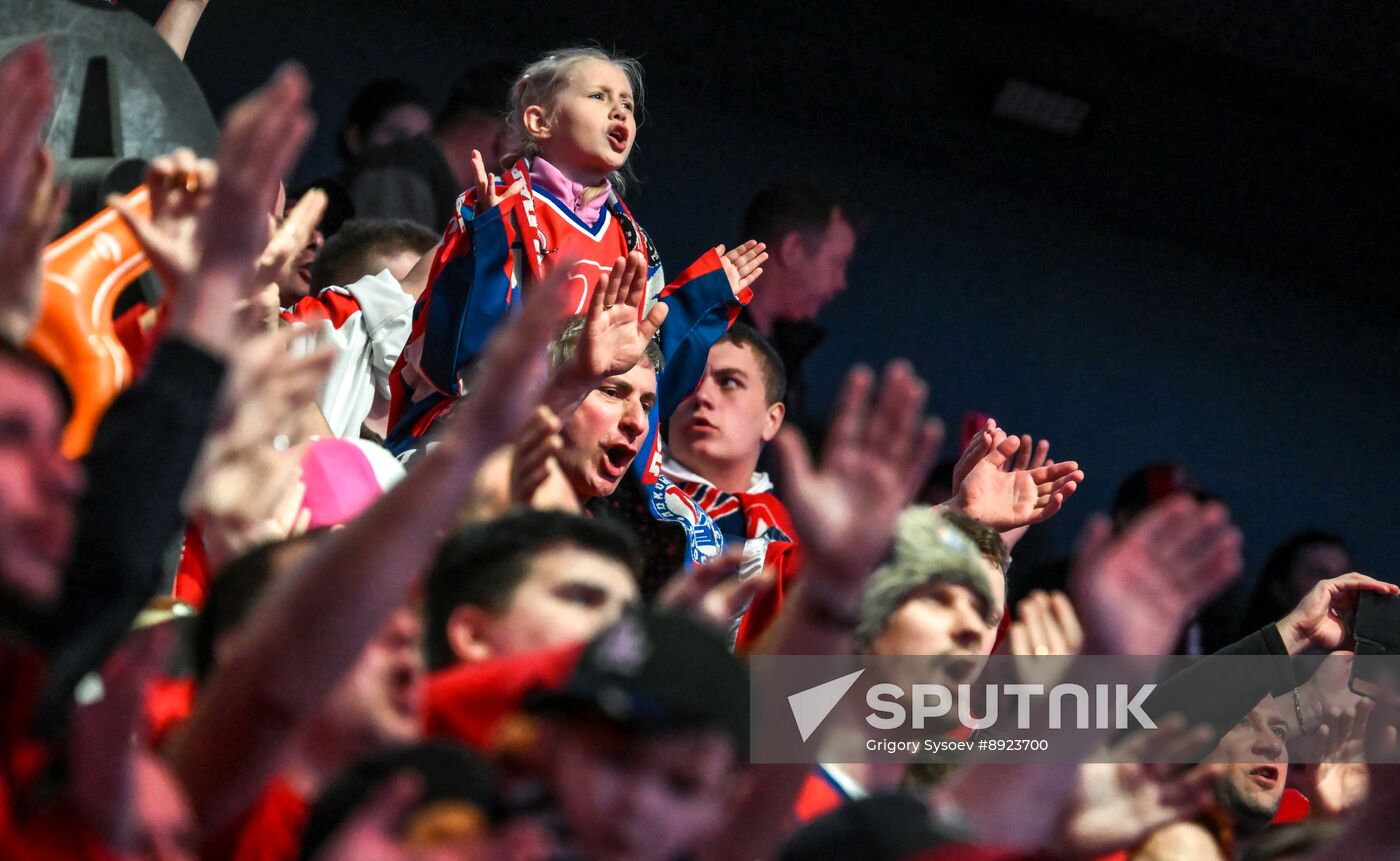 Russia Ice Hockey Kontinental League Lokomotiv - Traktor