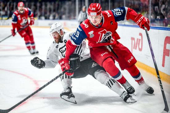 Russia Ice Hockey Kontinental League Lokomotiv - Traktor