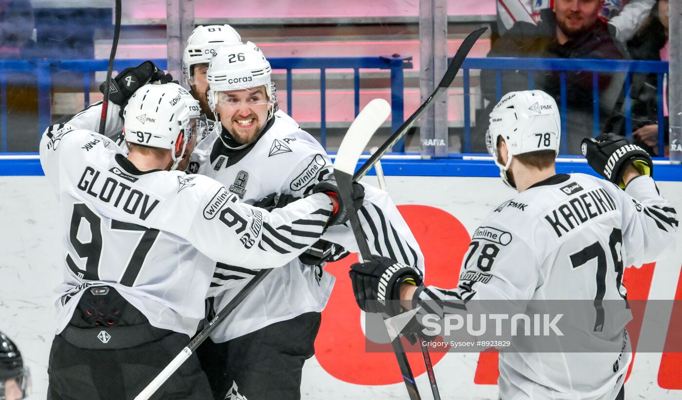Russia Ice Hockey Kontinental League Lokomotiv - Traktor
