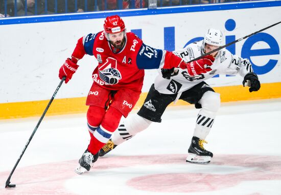 Russia Ice Hockey Kontinental League Lokomotiv - Traktor