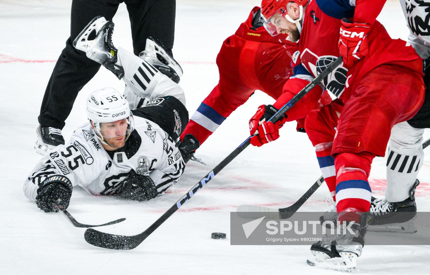 Russia Ice Hockey Kontinental League Lokomotiv - Traktor