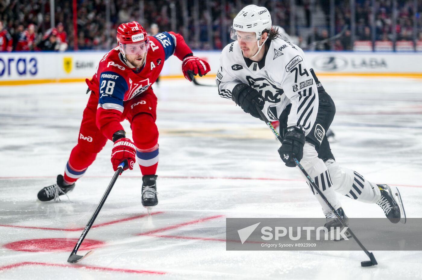Russia Ice Hockey Kontinental League Lokomotiv - Traktor