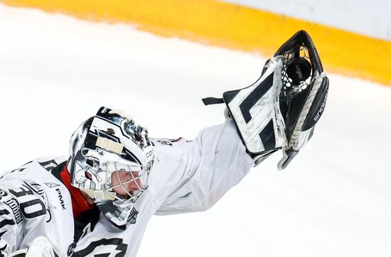 Russia Ice Hockey Kontinental League Lokomotiv - Traktor