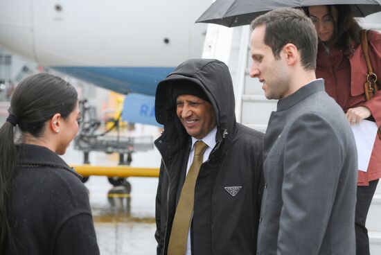 Guests arrive at KAZANFORUM 2025