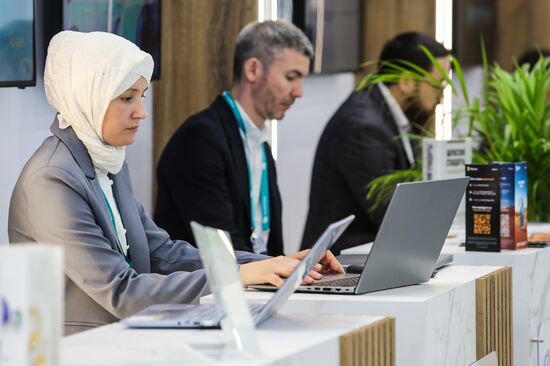 XVI International Economic Forum "RUSSIA - ISLAMIC WORLD: KAZANFORUM." Location: Russia, Republic of Tatarstan, Kazan. Author: Anatoly Medved/Sputnik. KAZANFORUM 2025. On the sidelines