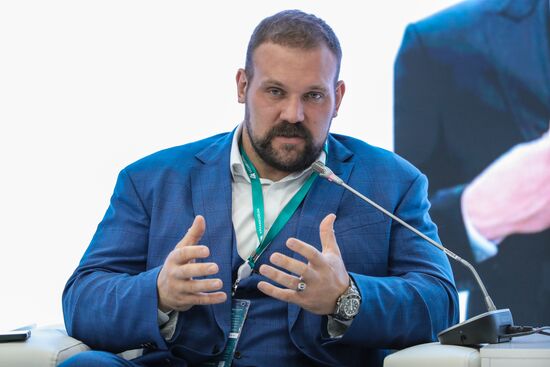 XVI International Economic Forum "RUSSIA - ISLAMIC WORLD: KAZANFORUM." Voices of the World: Diversity, Global Trends and Cultural Exchange. Kirill Sarychev, Russian powerlifter, entrepreneur, blogger, actor and resident of the production centre “Insight People”. Location: Russia, Republic of Tatarstan, Kazan. Author: Anatoly Medved/Sputnik. KAZANFORUM 2025. Voices of the World: Diversity, Global Trends and Cultural Exchange