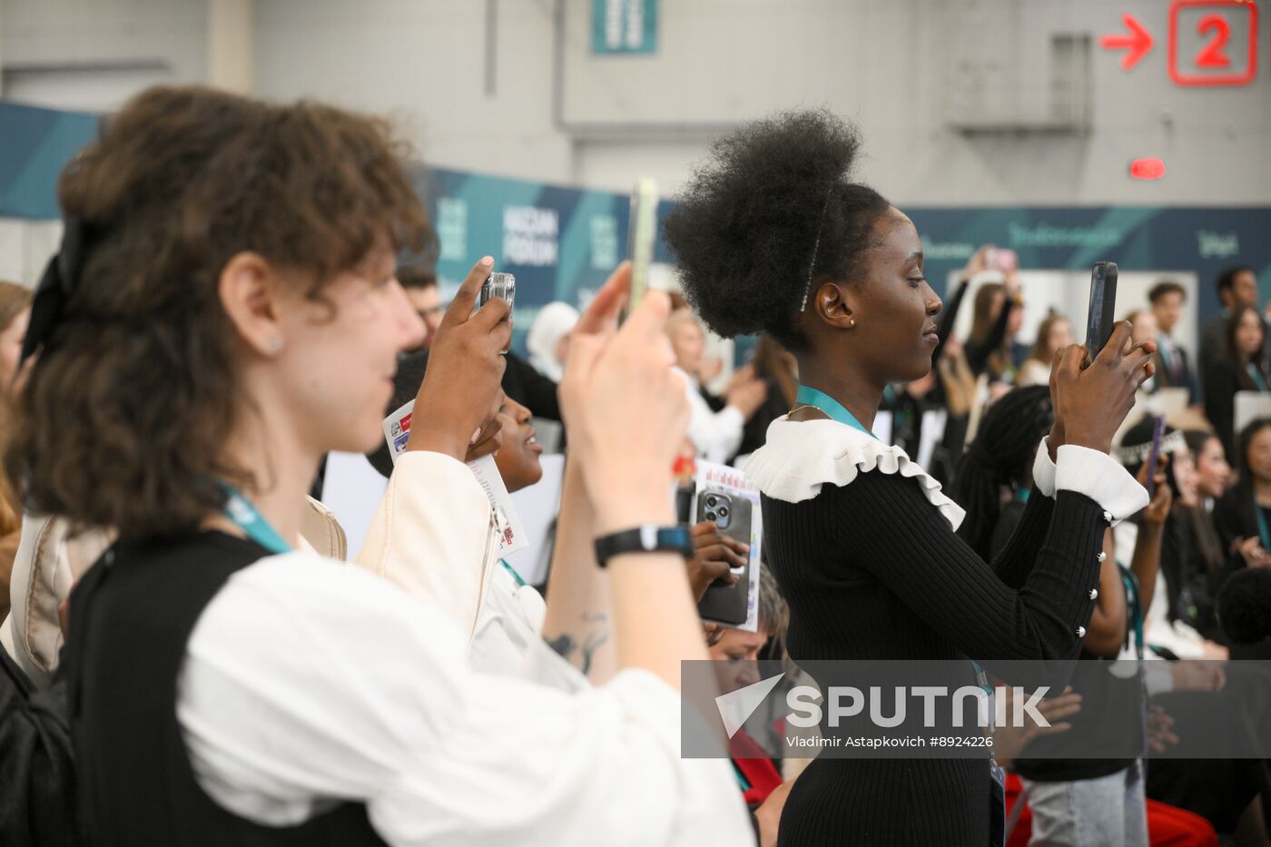 KAZANFORUM 2025. On the sidelines