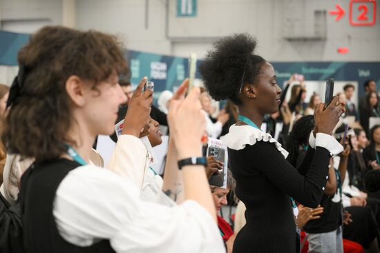 XVI International Economic Forum "RUSSIA - ISLAMIC WORLD: KAZANFORUM." Location: Russia, Republic of Tatarstan, Kazan. Author: Vladimir Astapkovich/Sputnik. KAZANFORUM 2025. On the sidelines