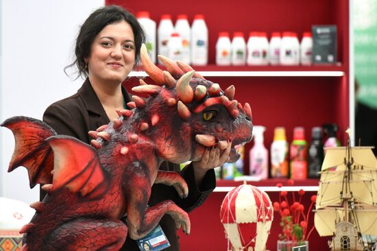 XVI International Economic Forum "RUSSIA - ISLAMIC WORLD: KAZANFORUM." The stand of the Kirov Region. Location: Russia, Republic of Tatarstan, Kazan. Author: Vladimir Astapkovich/Sputnik. KAZANFORUM 2025. On the sidelines