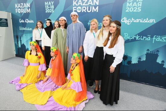 XVI International Economic Forum "RUSSIA - ISLAMIC WORLD: KAZANFORUM." Location: Russia, Republic of Tatarstan, Kazan. Author: Ilya Pitalev/Sputnik. KAZANFORUM 2025. On the sidelines