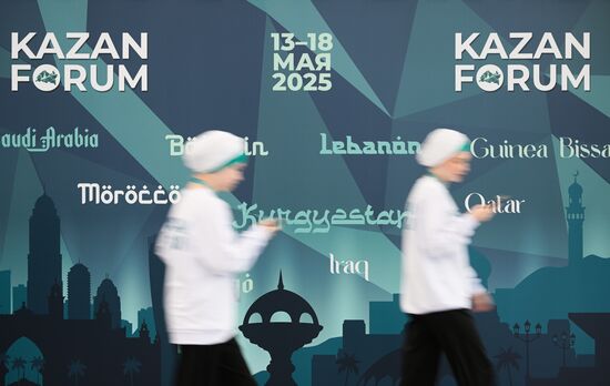 XVI International Economic Forum "RUSSIA - ISLAMIC WORLD: KAZANFORUM." Location: Russia, Republic of Tatarstan, Kazan. Author: Alexandr Kryazhev/Sputnik. KAZANFORUM 2025. On the sidelines