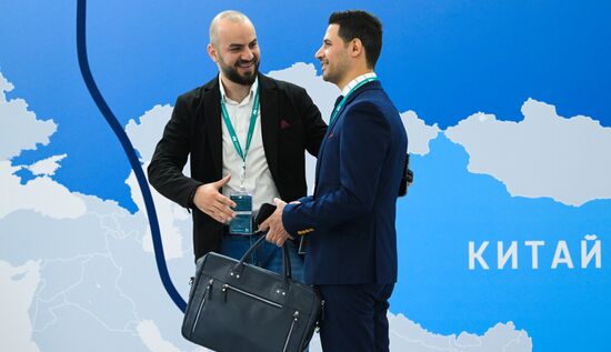 XVI International Economic Forum "RUSSIA - ISLAMIC WORLD: KAZANFORUM." Location: Russia, Republic of Tatarstan, Kazan. Author: Alexandr Kryazhev/Sputnik. KAZANFORUM 2025. On the sidelines