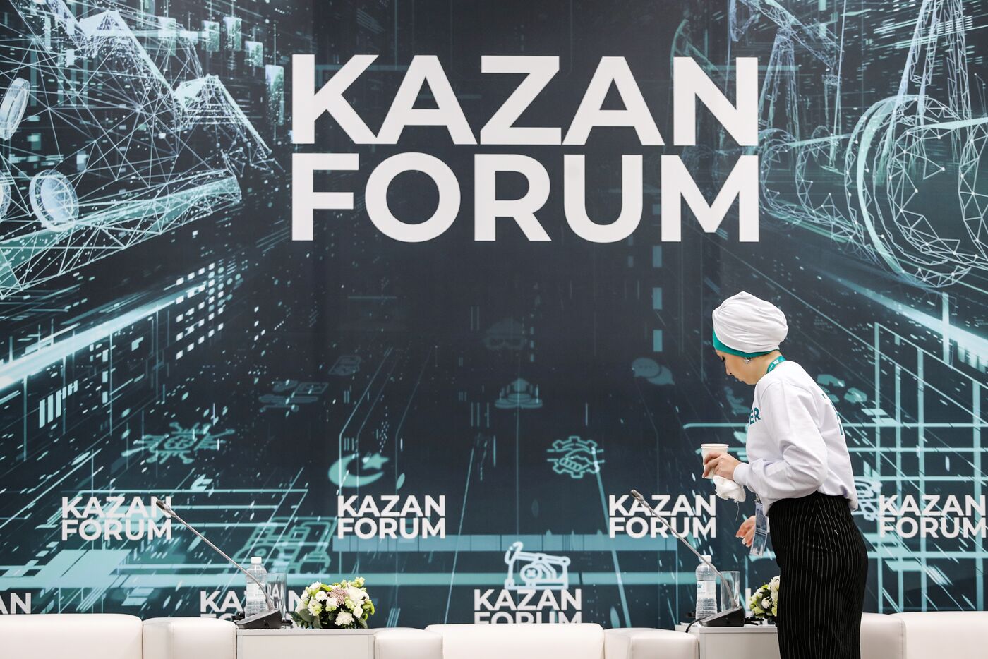 KAZANFORUM 2025. On the sidelines